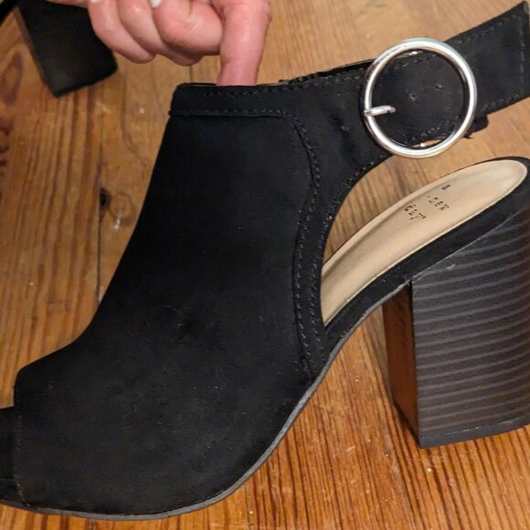 A New Day Black Peep Toe Block Heel Sandals – Size 8.5 - Picture 4 of 5
